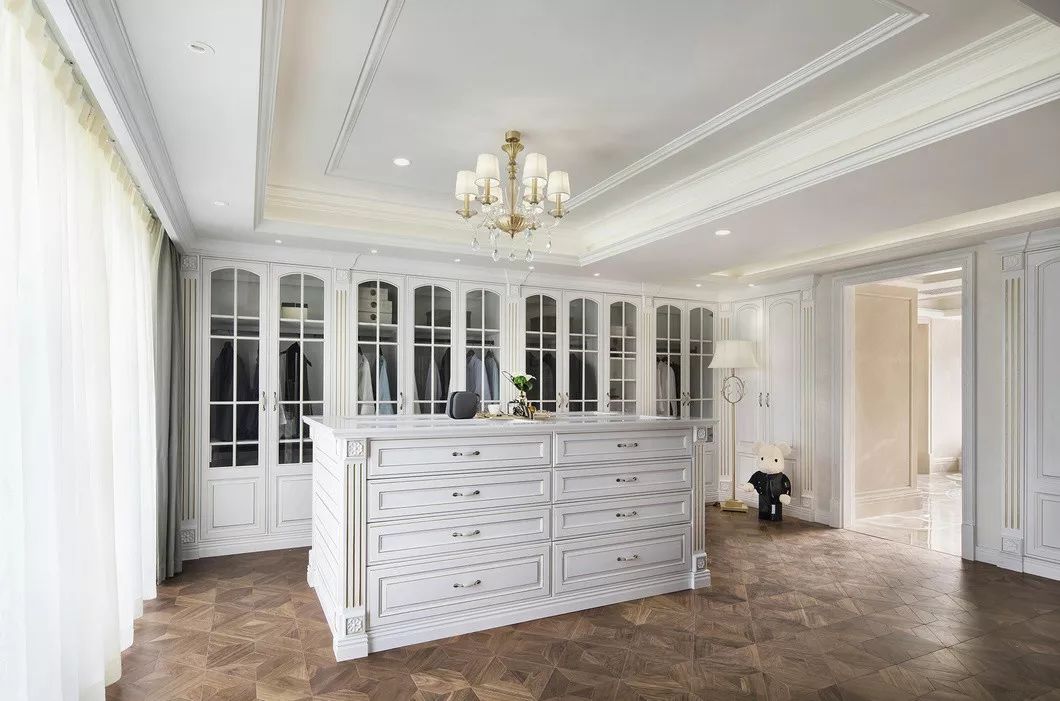 簡歐風(fēng)格別墅裝修設(shè)計效果圖-天湖酈都別墅450平米-別墅衣帽間裝修設(shè)計 簡歐風(fēng)格別墅裝修設(shè)計效果圖-天湖酈都別墅450平米-別墅衣帽間裝修設(shè)計