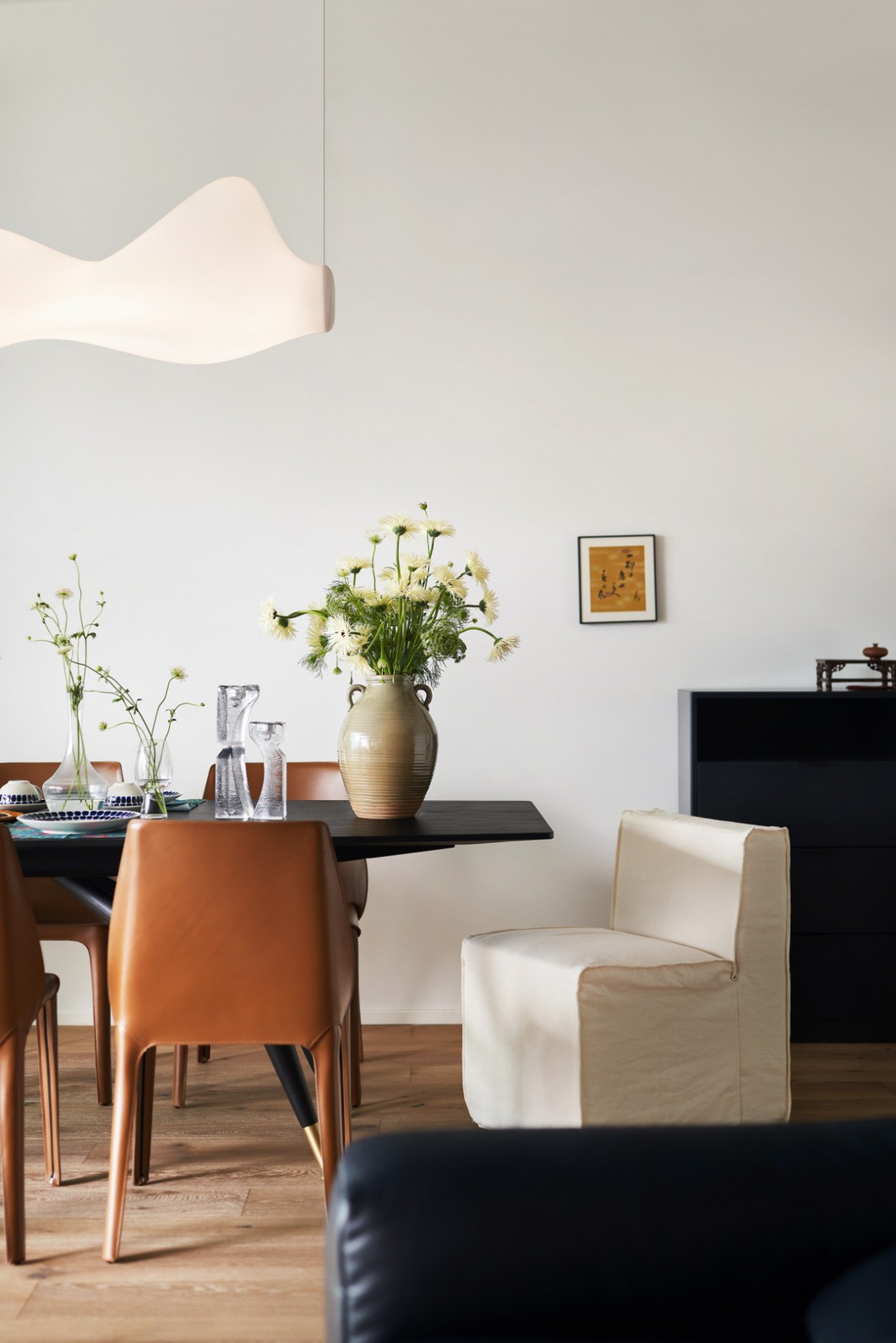 現(xiàn)代簡約風(fēng)格家裝設(shè)計(jì)室內(nèi)裝修效果圖-餐廳 現(xiàn)代簡約風(fēng)格家裝設(shè)計(jì)室內(nèi)裝修效果圖-餐廳