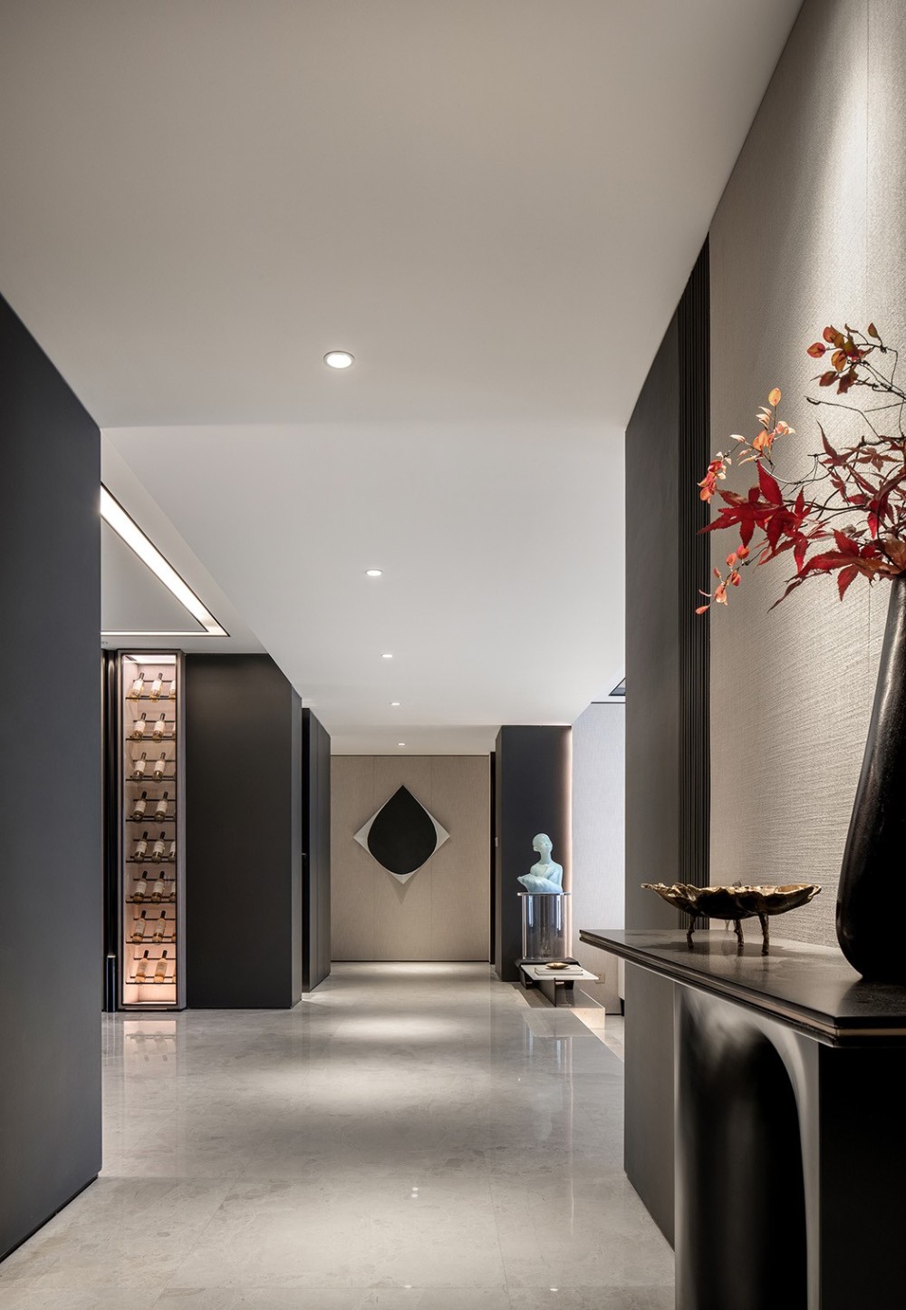 新中式風(fēng)格室內(nèi)家裝案例效果圖-玄關(guān) 新中式風(fēng)格室內(nèi)家裝案例效果圖-玄關(guān)