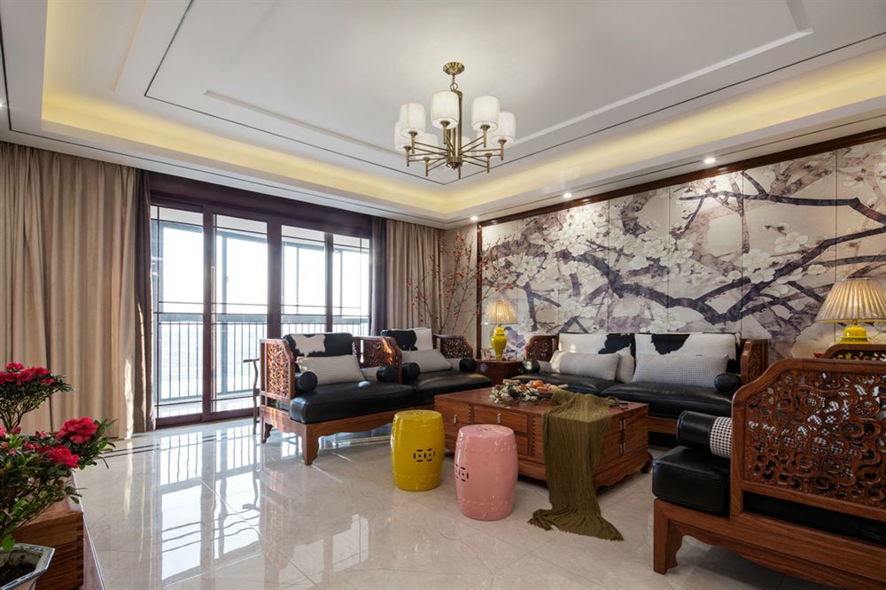 佛山市綠地·拾野川新中式風(fēng)格三居室裝修案例