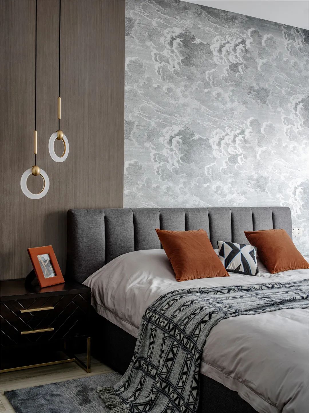 裝修案例輕奢風格室內(nèi)裝修效果圖-臥室 裝修案例輕奢風格室內(nèi)裝修效果圖-臥室