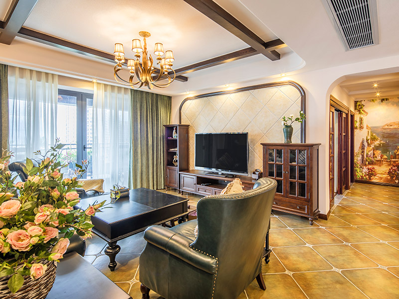 佛山市旭輝恒基鉑仕灣美式風(fēng)格三居室裝修案例